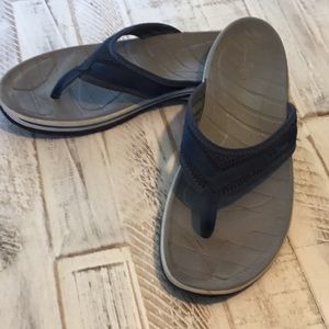Llbean flip flop sandals size 9